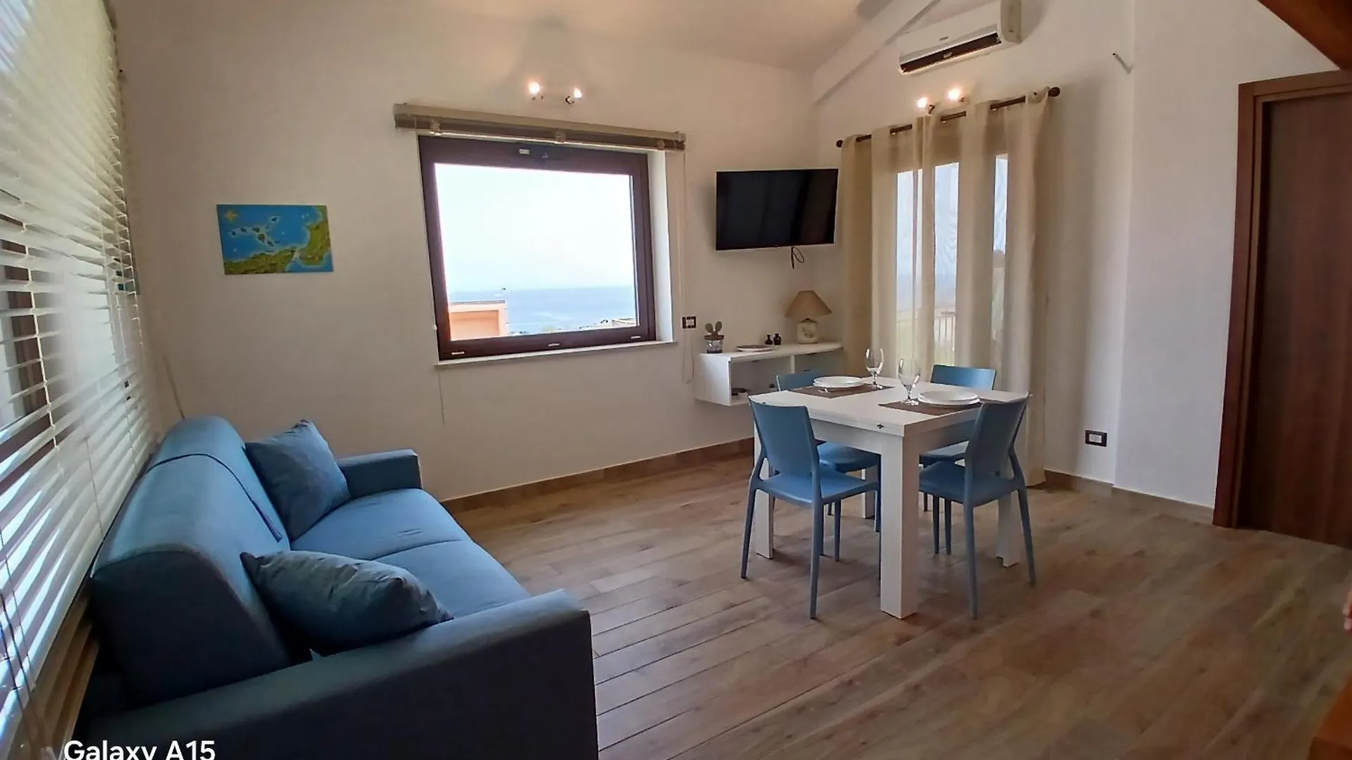 فيلا Blue Sea View تْشيفالو 0*,  إيطاليا